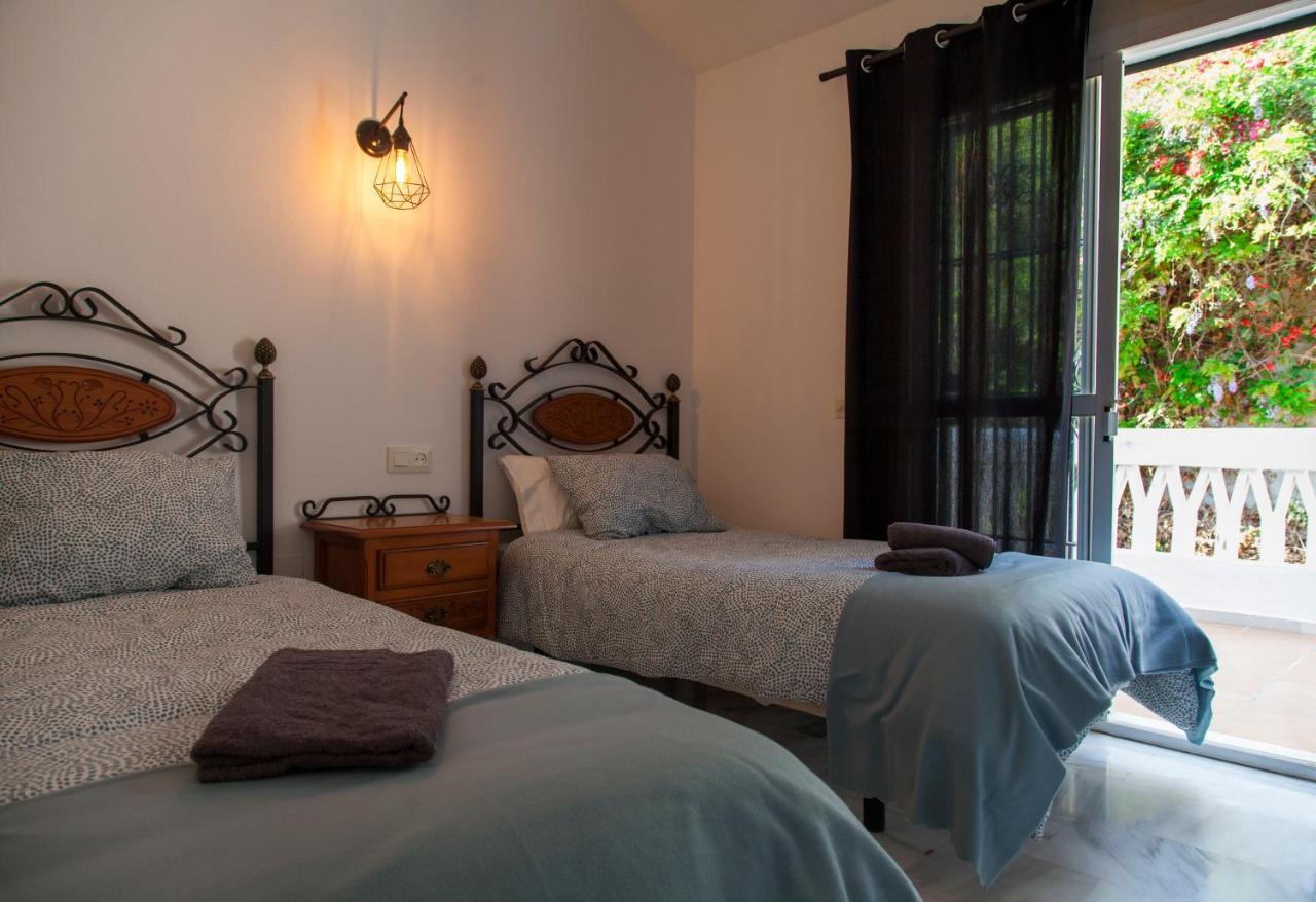 Agradable Adosado Con Piscina La Hidalga Βίλα Benalmádena Εξωτερικό φωτογραφία