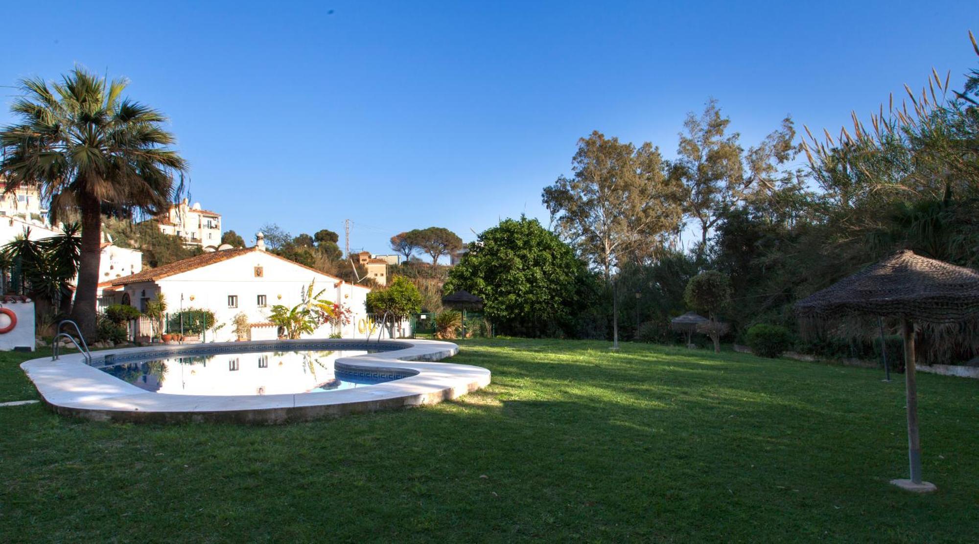 Agradable Adosado Con Piscina La Hidalga Βίλα Benalmádena Εξωτερικό φωτογραφία